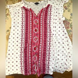 Women’s sleeveless shirt